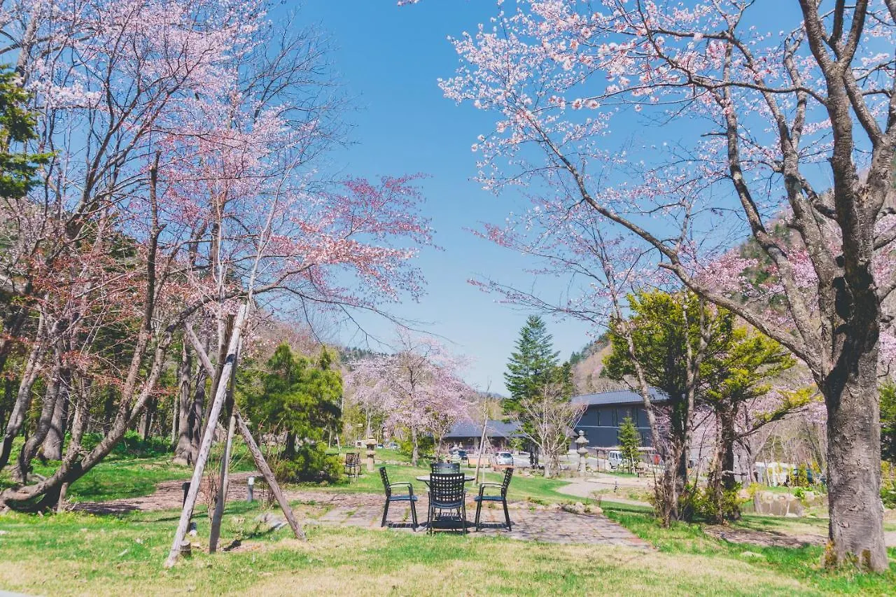 Ryokan (tradycyjny japoński pensjonat lub zajazd) Hotel Okujozankei Onsen Kasho Gyoen Sapporo